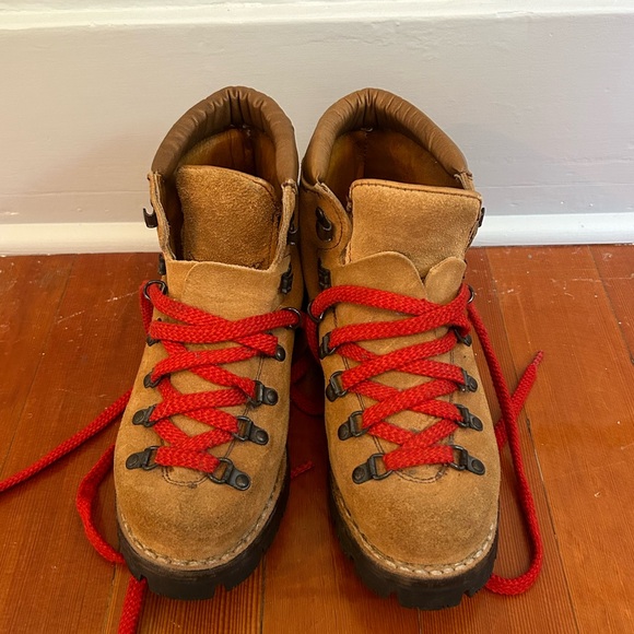 Vintage Leather Hiking boots - Picture 3 of 6